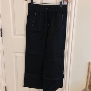 Athleta new size 6 black cotton pants beach wear